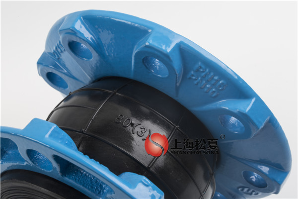 管道橡胶膨胀节位移与其柱稳定性